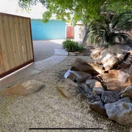 Brand New 2Br Cute Blue Led In North Fresno Apartamento Exterior foto